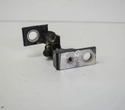 Audi A4 S4 B9 8W Rear door lower hinge 8W0833403A