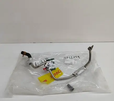 Land Rover Discovery Sport Engine coolant pipe/hose LR025919