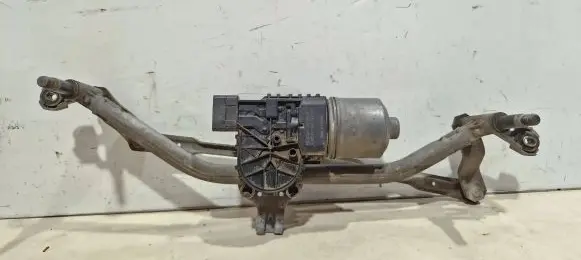Peugeot 207 Front wiper linkage and motor 9650380780