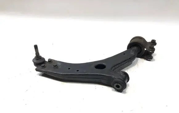 Volvo V50 Front lower control arm/wishbone