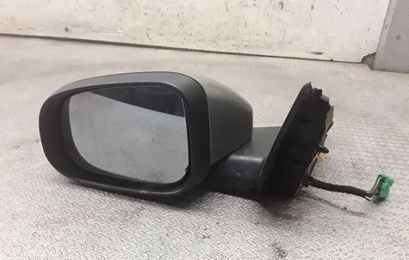 Volvo V70 Front door electric wing mirror 30734888
