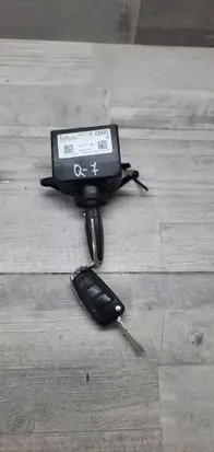 Audi Q7 4L Ignition lock 33301402 4F0910132