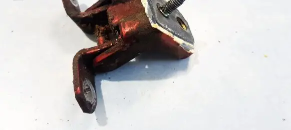 Nissan Almera Rear door lower hinge