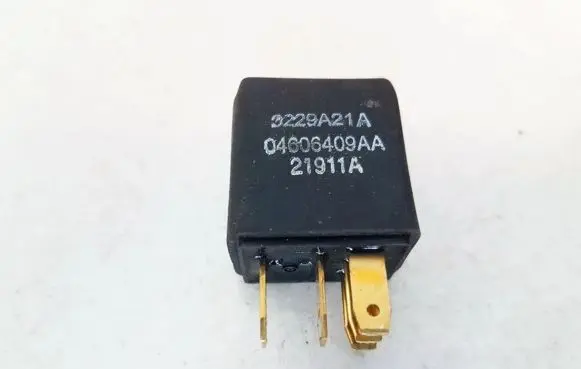 Chrysler 300M Other relay 3229A21A 04606409AA