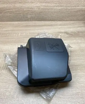 Renault Sandero I Fuse box cover 243825499R