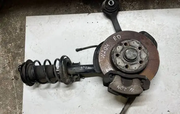 Mercedes-Benz C W204 Front wheel hub spindle knuckle A2043200313