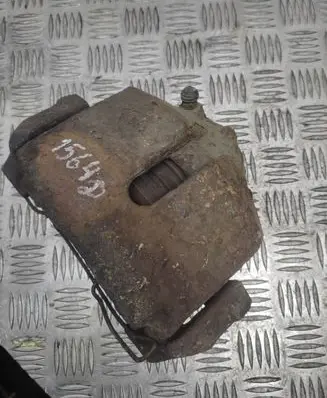 Volkswagen PASSAT B6 Front brake caliper