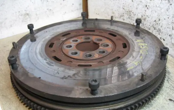Audi 100 S4 C4 Dual mass flywheel LUK046105266E
