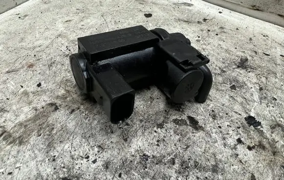 Audi A6 S6 C6 4F Turbo solenoid valve 059906628B