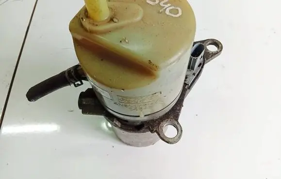 Volvo V50 Power steering pump 4N513K514DS
