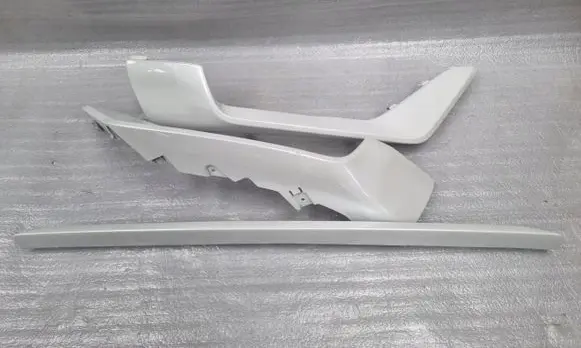 Volvo XC90 Front bumper splitter molding 31694568