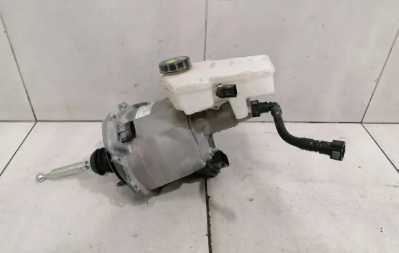 Porsche Taycan 9J1 Brake booster 9J1614105J