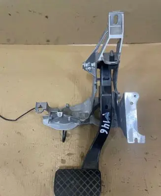 Audi A6 S6 C6 4F Brake pedal 4f1723140c 4f1728117f