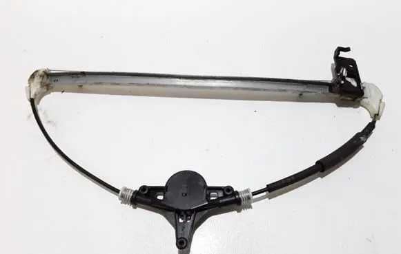 Mazda 6 Rear window lifting mechanism without motor
