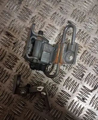 Front door hinge set