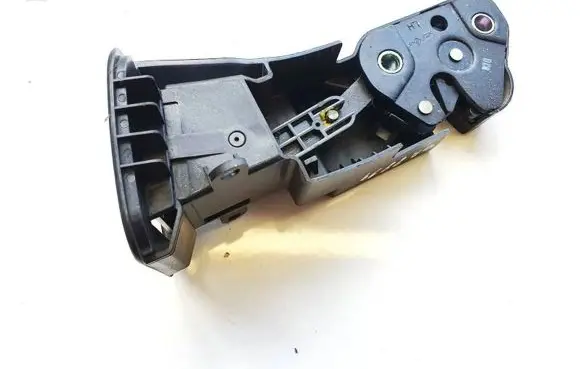 Hyundai i30 Seat back rest lock catch 