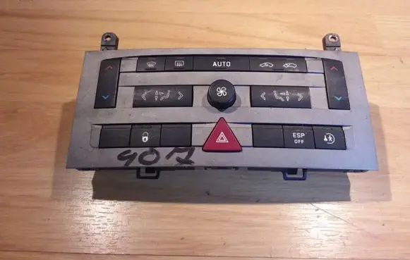 Peugeot 407 Climate control unit 96573322YW02