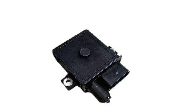 BMW 5 E60 E61 Glow plug pre-heat relay 780120102