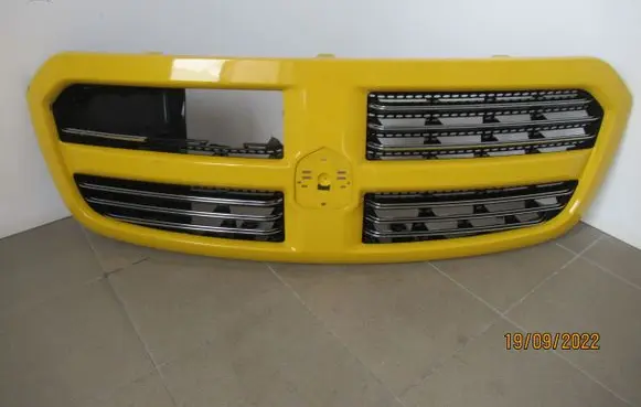 Dodge RAM Front bumper upper radiator grill 13DSAC0040A 13DSAC0010B