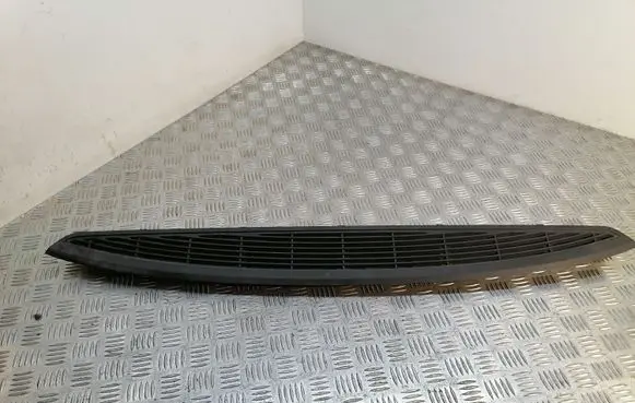 BMW 5 F10 F11 Parcel shelf grill 9116274