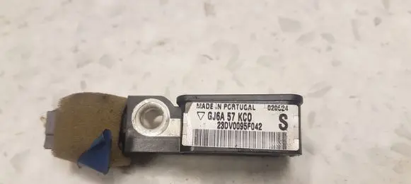 Mazda 6 Airbag deployment crash/impact sensor GJ6A57KC0