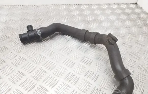 Volkswagen Jetta VI Engine coolant pipe/hose N906929