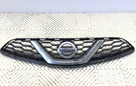 Nissan Micra Front grill 623103HN0A