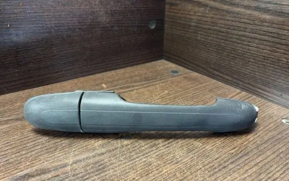 Mercedes-Benz Vito Viano W639 Front door exterior handle A0007602659 0007602659