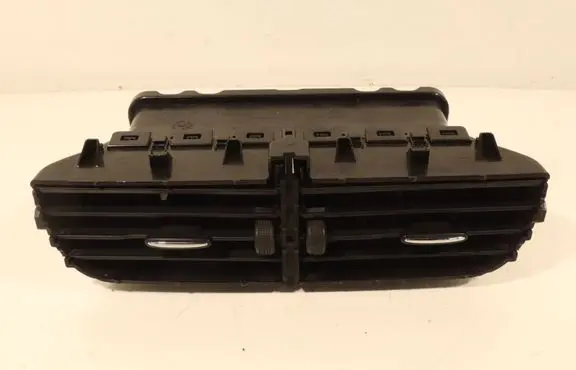 Renault Clio IV Dashboard air vent grill cover trim 687507764R