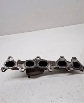 Honda CR-V Exhaust manifold