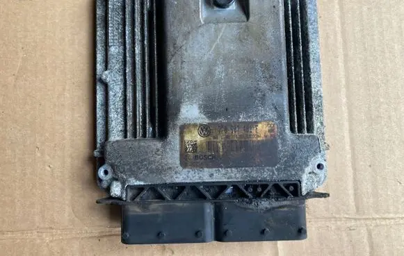 Volkswagen Touareg II Engine control unit/module 7P0907401F