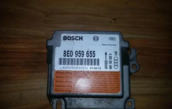 Audi A4 S4 B6 8E 8H Airbag control unit/module 8E0959655