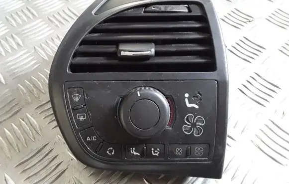 Citroen C4 Grand Picasso Climate control unit 965086867700 A83007500