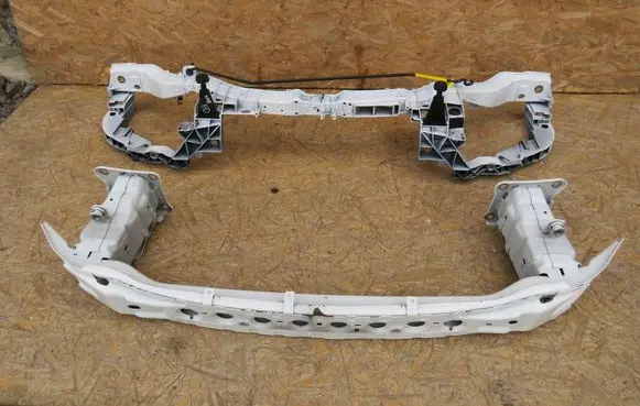 Ford Kuga II Radiator support slam panel 