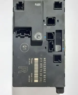 Mercedes-Benz E W211 Door control unit/module 2118707026 7699626