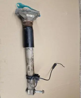 BMW M4 F82 F83 Rear shock absorber/damper 8008631 6871465