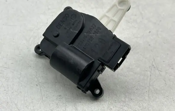 Jeep Cherokee Air flap motor/actuator GZ1CU00091 AA1138003800 200716091522