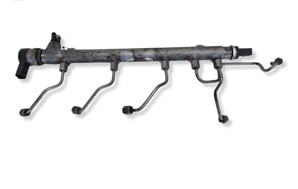 Mercedes-Benz Vito Viano W639 Fuel main line pipe A6460701095 0445214151