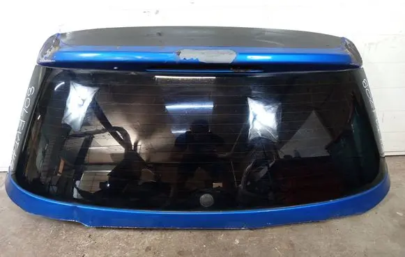 Volkswagen Golf VI Opening tailgate glass SYBATYL