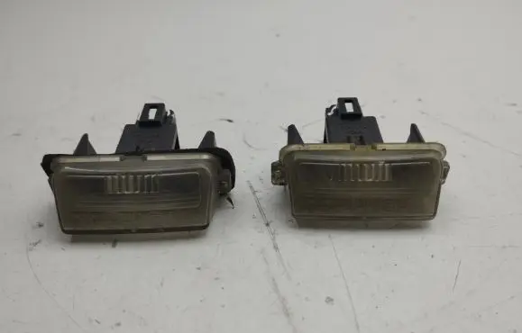 Toyota Yaris Number plate light