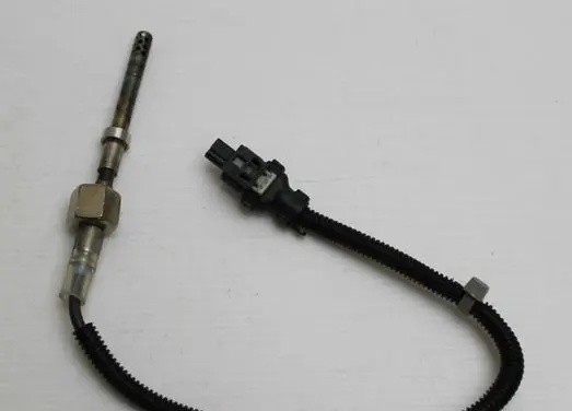 Mercedes-Benz S W222 Exhaust gas temperature sensor A0009058704