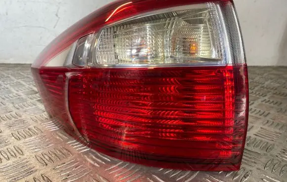 Ford C-MAX II Rear/tail lights AM5113405BE 89502671