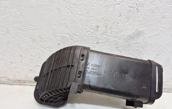 BMW 3 F30 F35 F31 Air intake duct part 1371759758401