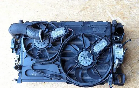 Volvo V70 Radiator set 1137328432