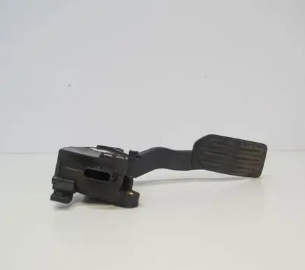 Nissan Juke I F15 Accelerator throttle pedal 180024DA0B