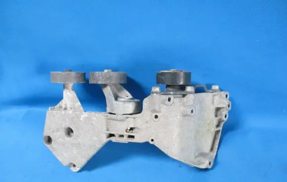 Mercedes-Benz A W168 Generator/alternator bracket A6682020940
