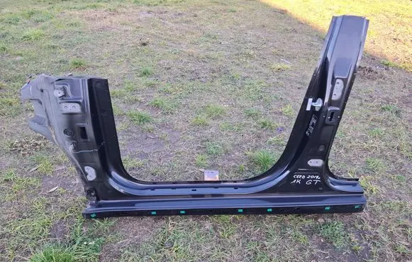 KIA Ceed Sill