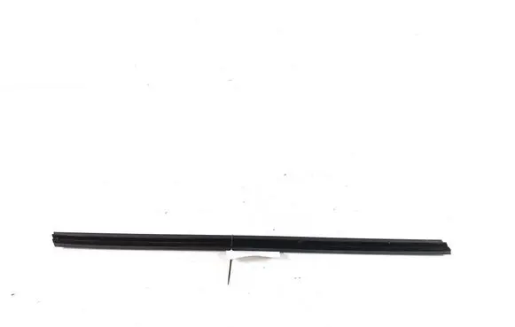 Skoda Octavia Mk3 (5E) Front door trim bar 5E0837480