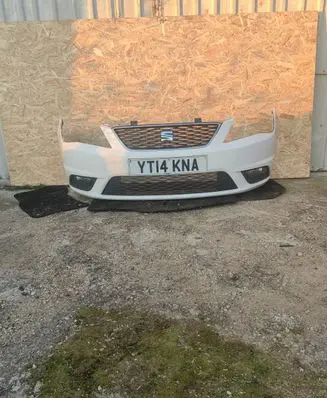 Seat Toledo IV (NH) Front bumper