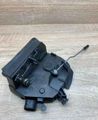 BMW X5 E53 Rear door lock 8402602
